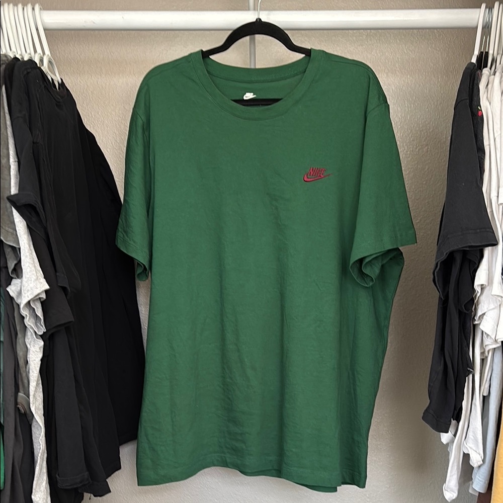Nike Logo Men's XXL Green Workout Tee T-Shirt